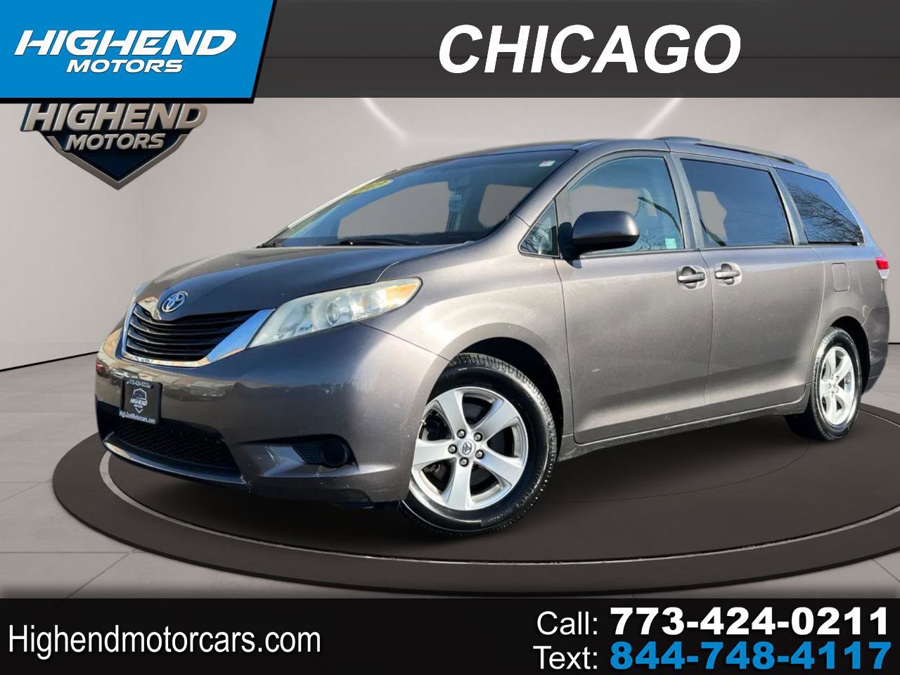 Used 2013 Toyota Sienna LE image 1
