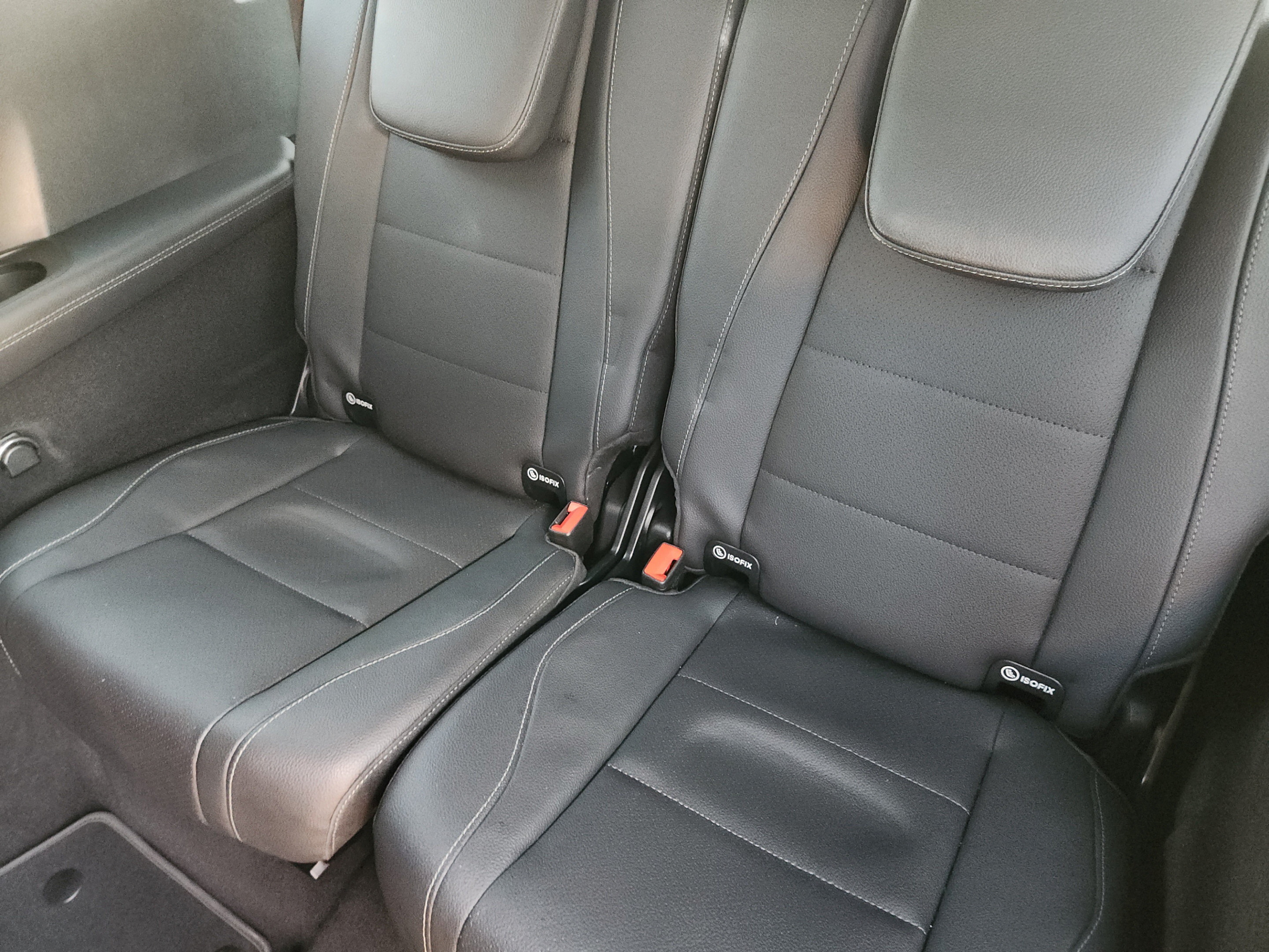 Used 2024 Mercedes-Benz GLS 450 4MATIC image 31