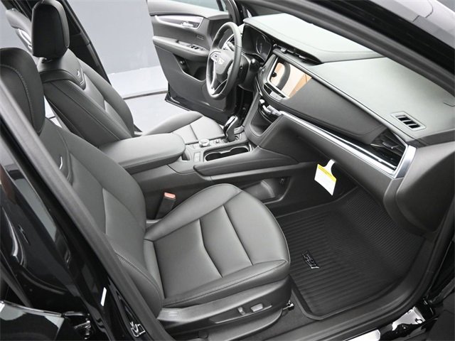 New 2025 Cadillac XT6 Luxury w/ LPO, Floor Liner Package image 18
