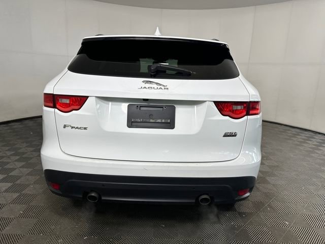 Used 2018 Jaguar F-PACE Prestige image 4