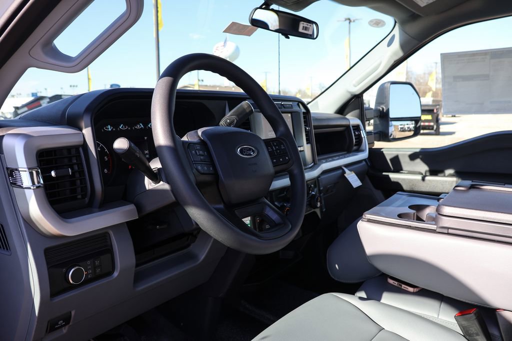 New 2024 Ford F550 4x4 SuperCab Super Duty image 22