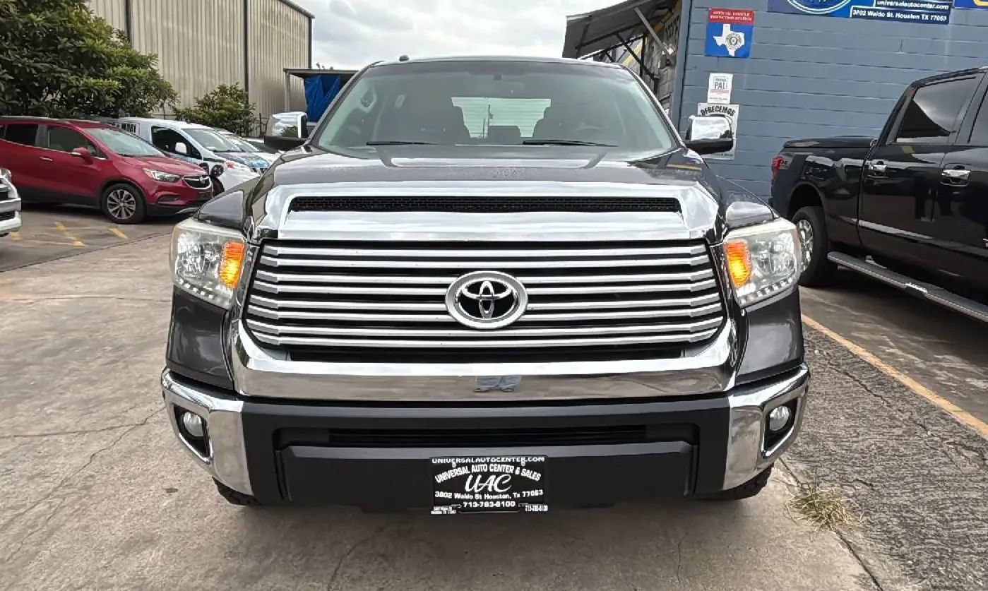 Used 2017 Toyota Tundra Limited w/ Limited Premium Package AWD/4WD image 2