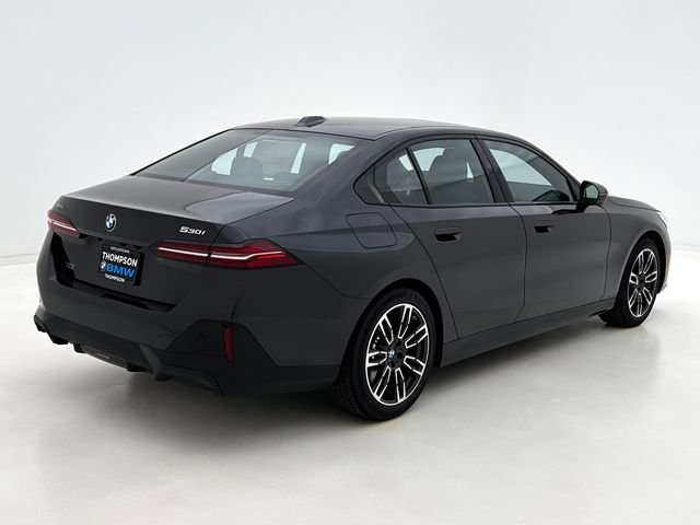 New 2026 BMW 530i xDrive w/ M Sport Package AWD/4WD image 5