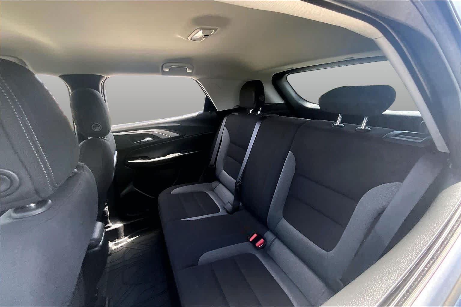 Used 2023 Chevrolet TrailBlazer LT FWD image 20