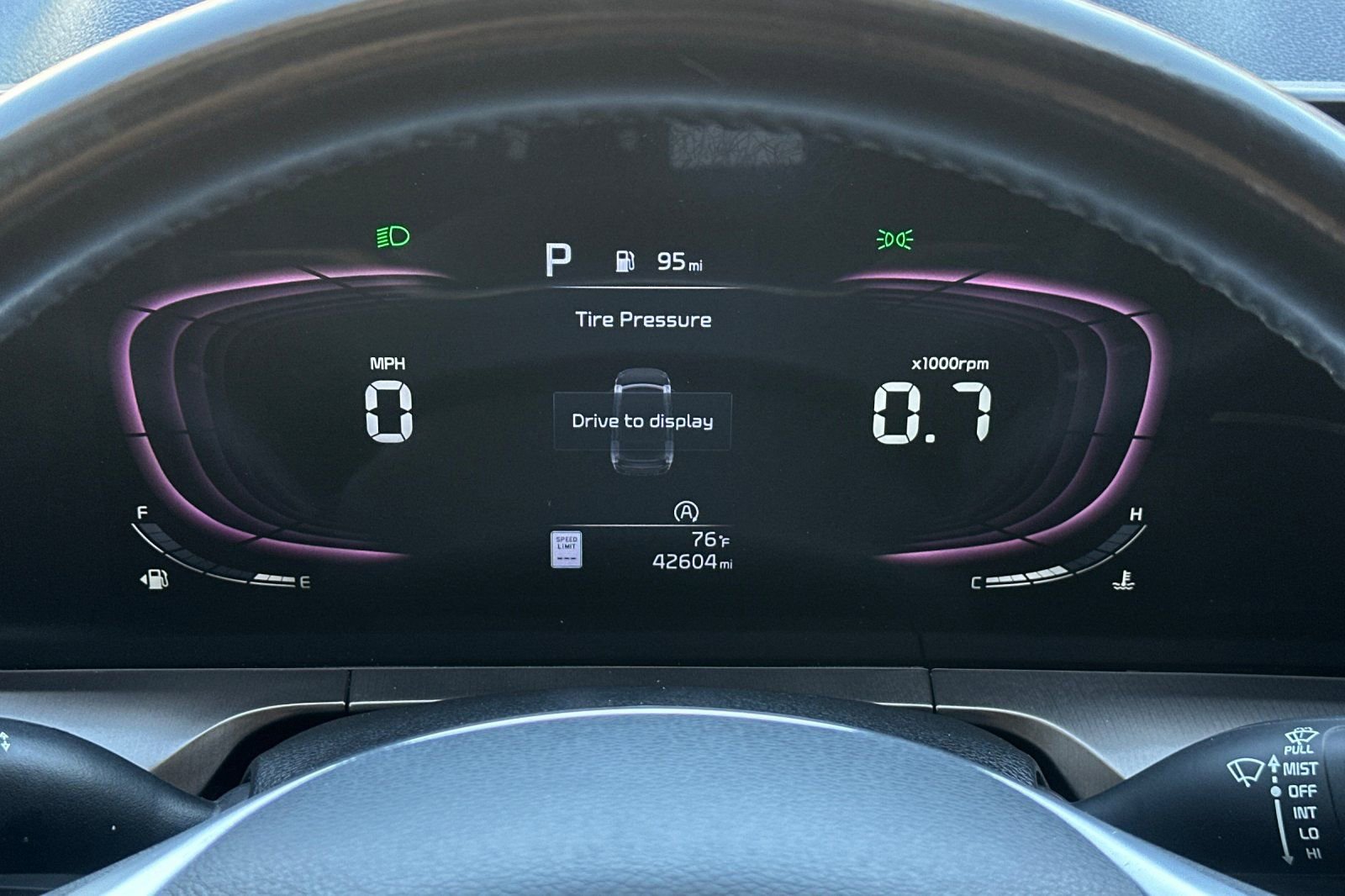 Used 2023 Kia Telluride S image 26