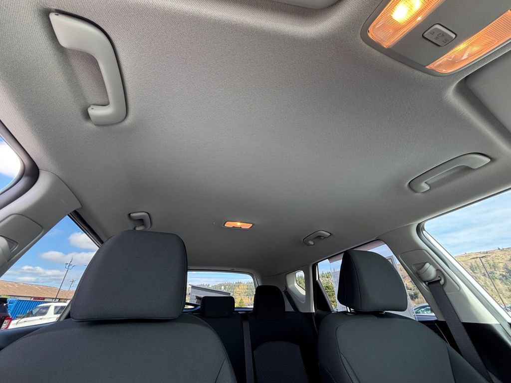 Used 2025 Kia Soul LX FWD image 28