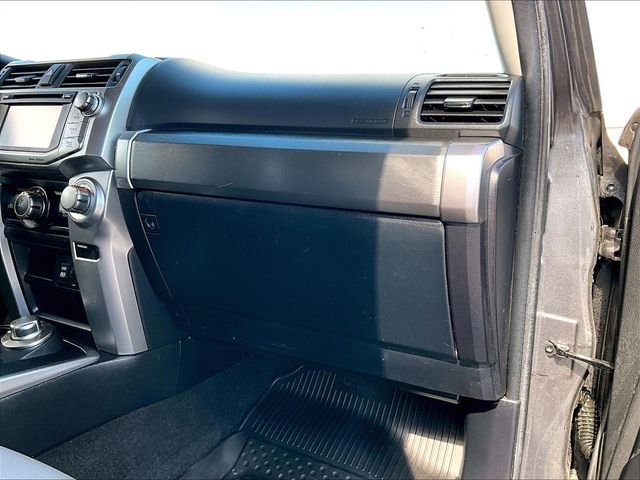 Used 2019 Toyota 4Runner SR5 Premium image 13