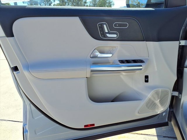 New 2026 Mercedes-Benz GLA 250 image 11