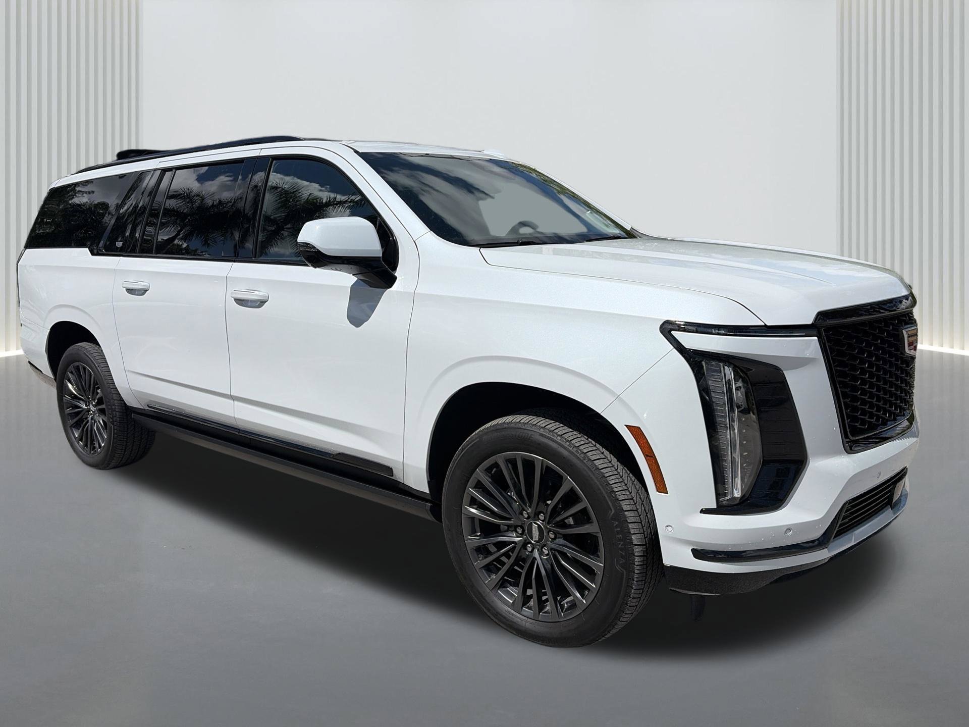 Used 2026 Cadillac Escalade ESV Platinum Sport w/ LPO, Floor Liner Package AWD/4WD image 7