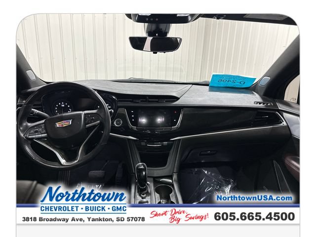 Used 2024 Cadillac XT6 Premium Luxury w/ Technology Package AWD/4WD image 29