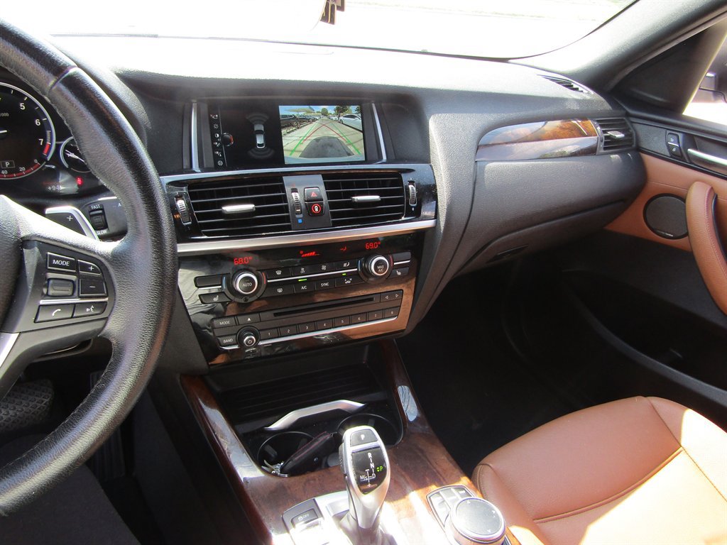 Used 2018 BMW X4 xDrive28i AWD/4WD image 11