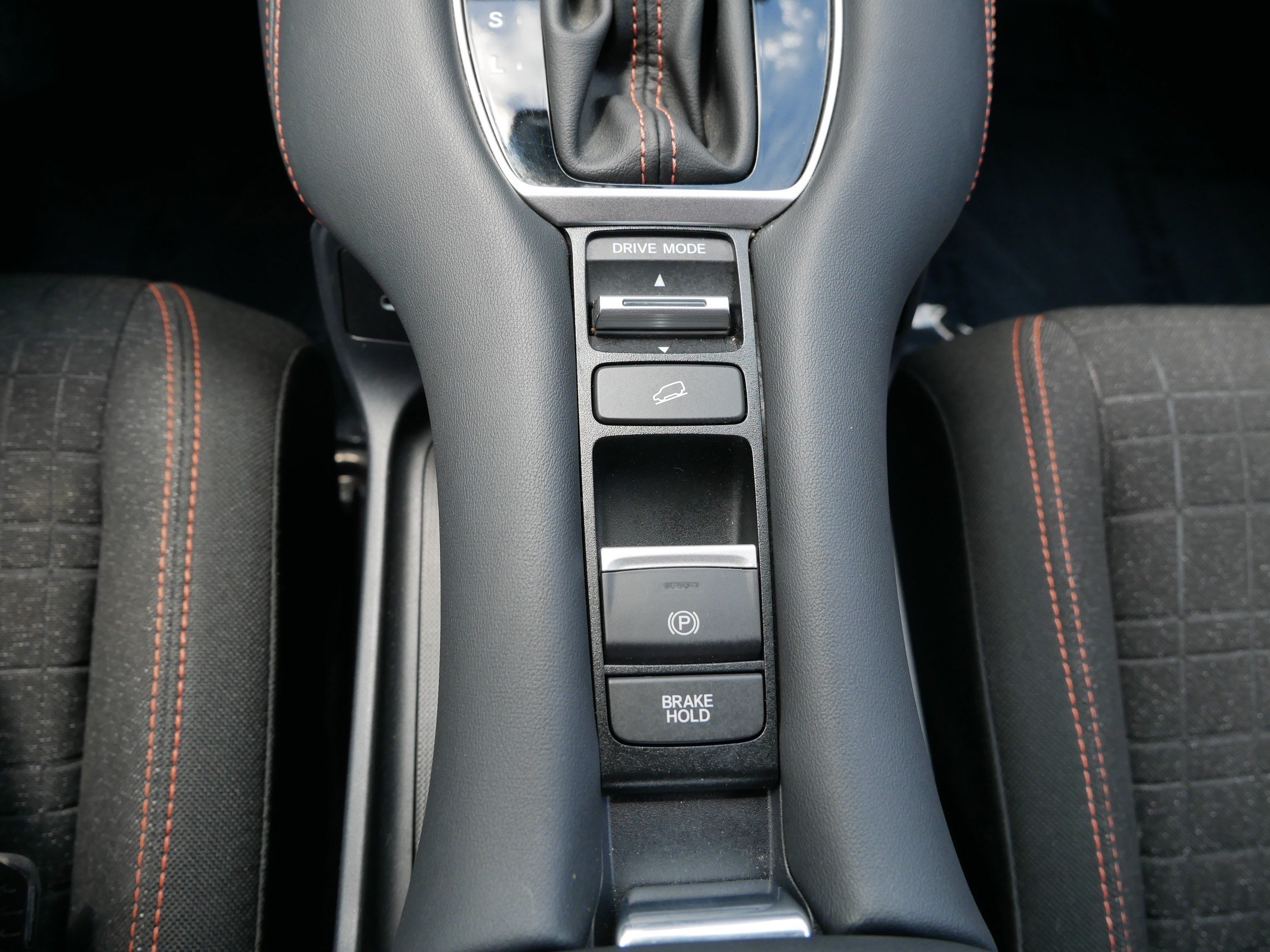 Certified 2024 Honda HR-V Sport image 32