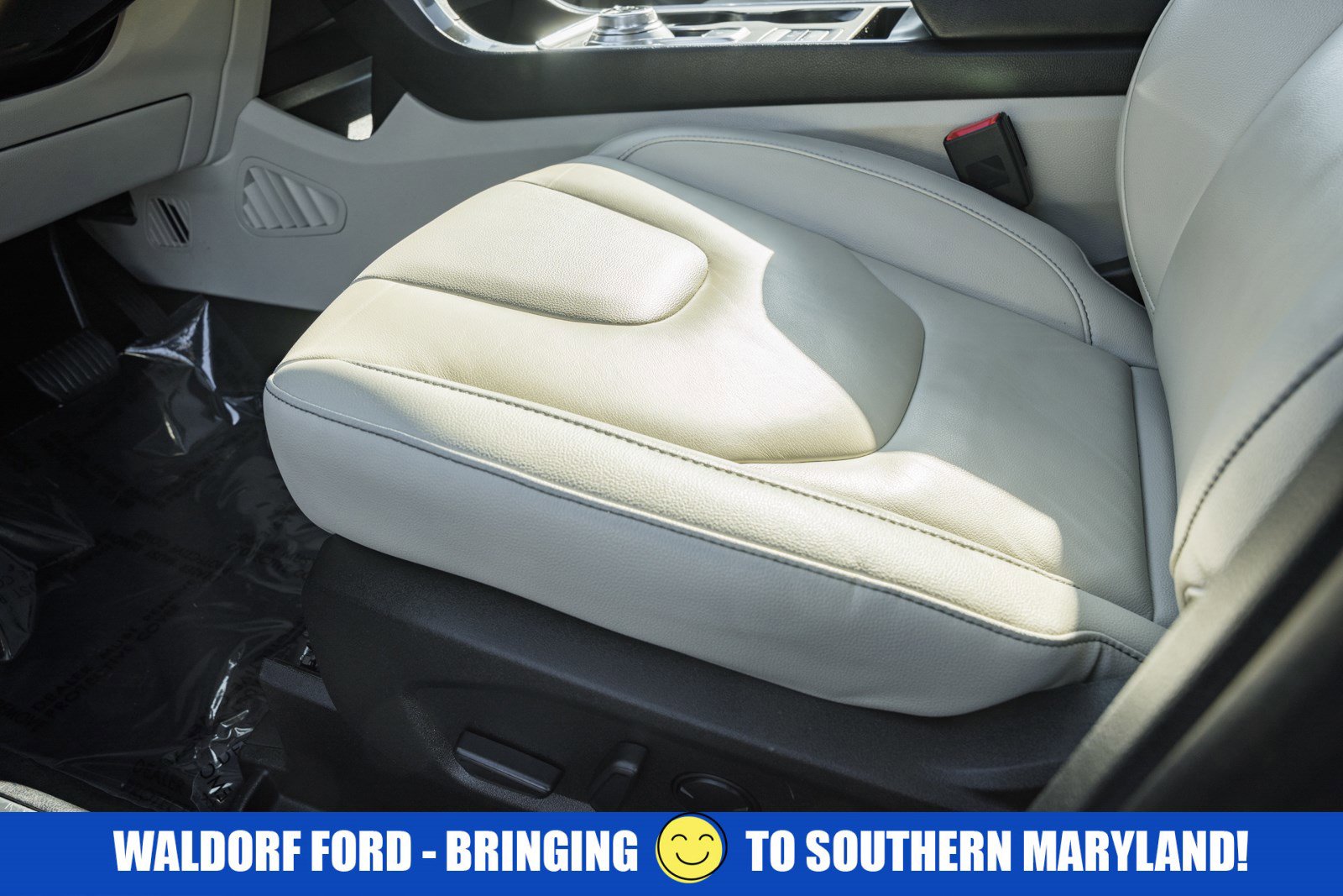 Used 2022 Ford Edge Titanium image 41