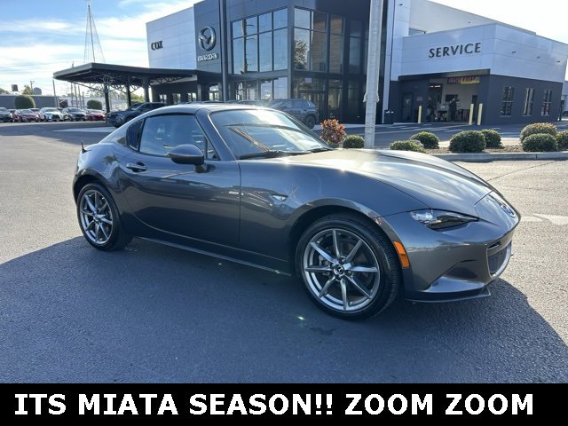 Used 2017 MAZDA MX-5 Miata RF Grand Touring video 1