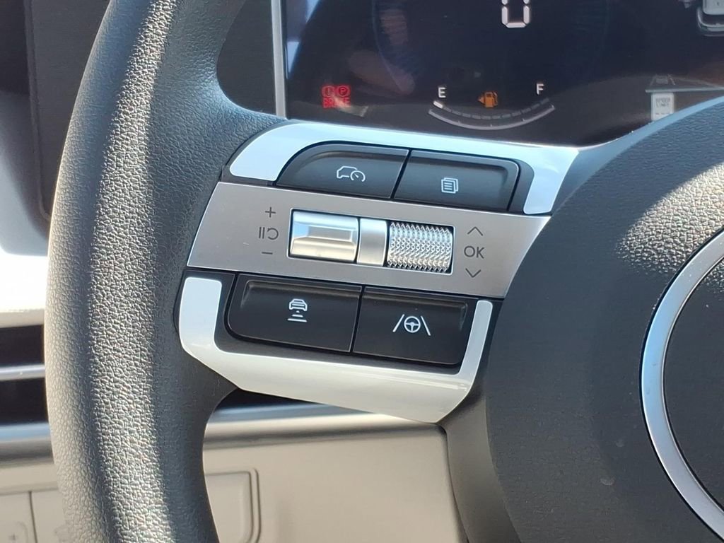 New 2026 Hyundai Tucson SE image 19