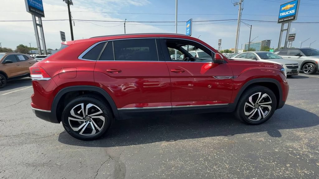 Used 2021 Volkswagen Atlas Cross Sport SEL Premium AWD/4WD image 9