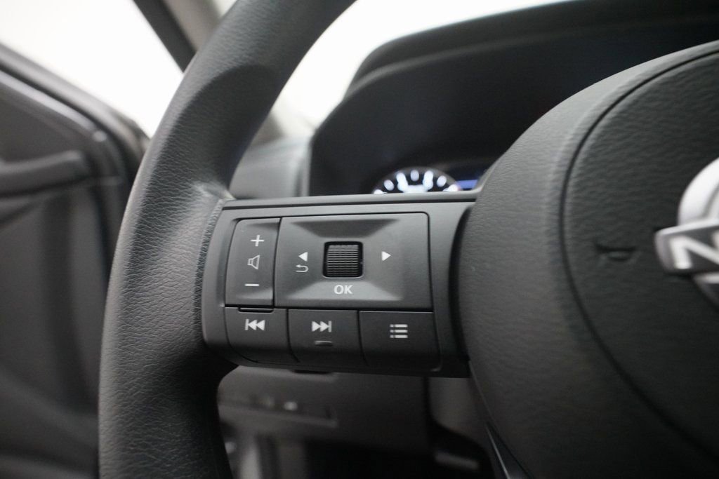 Certified 2024 Nissan Rogue SV image 19