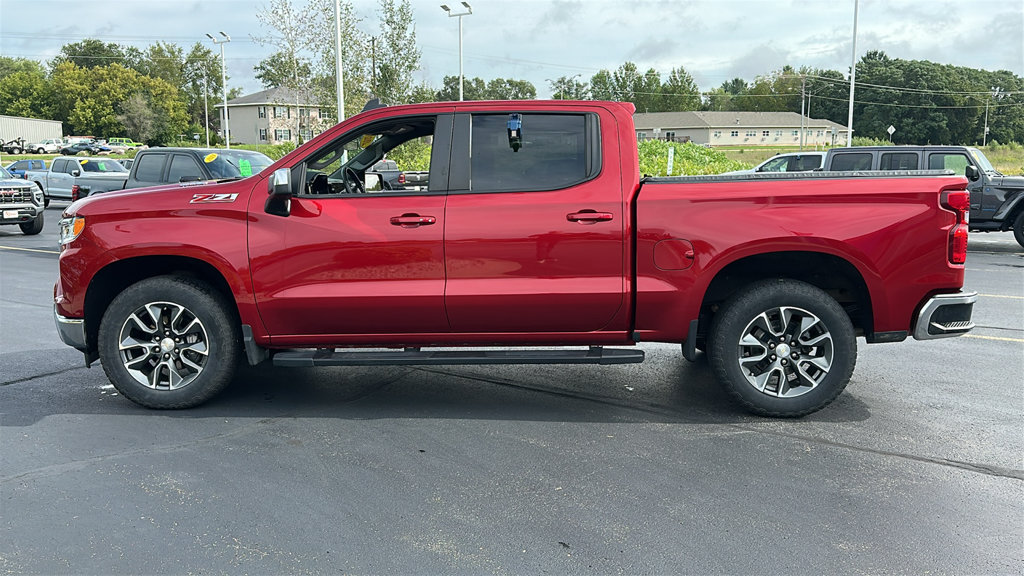 Used 2024 Chevrolet Silverado 1500 LT w/ True North Edition Plus AWD/4WD image 4