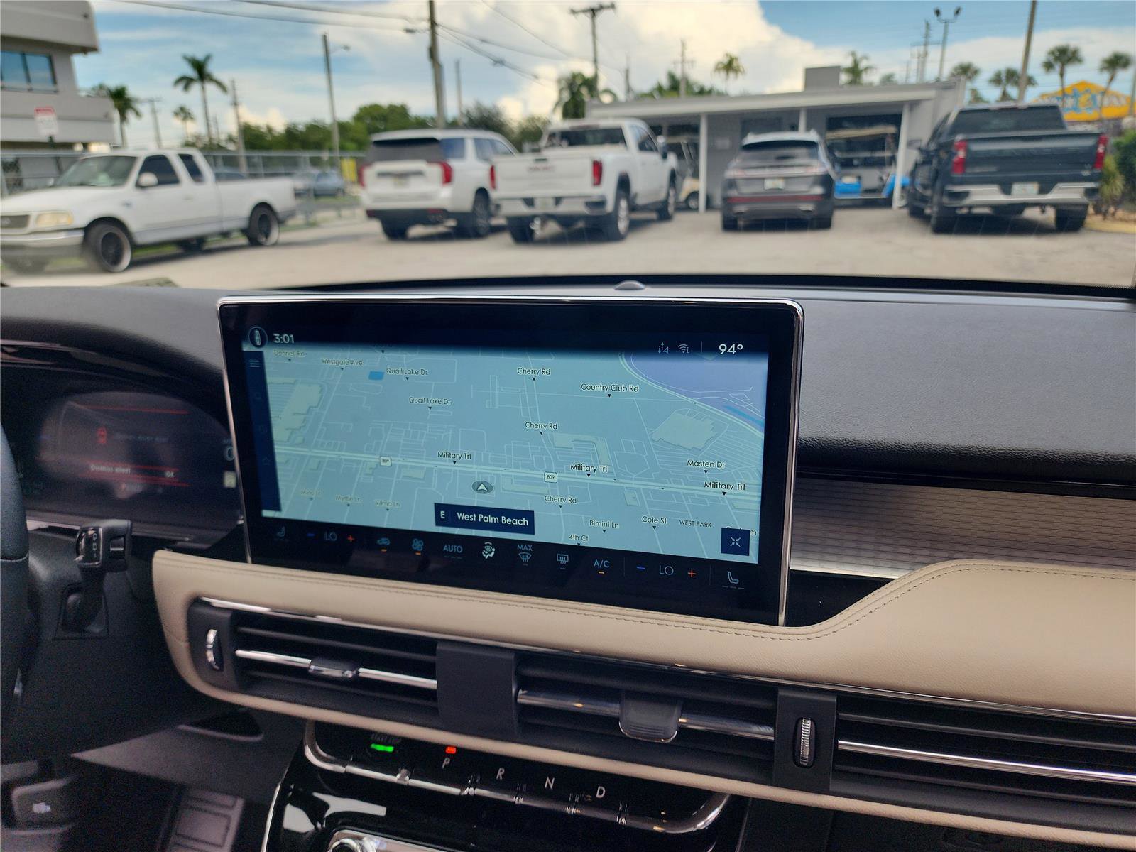 New 2026 Lincoln Corsair Premiere image 29