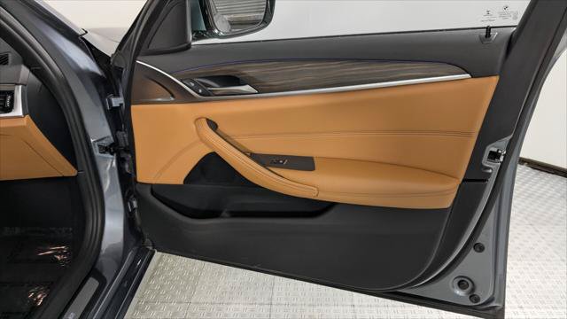Used 2018 BMW 530e RWD image 22