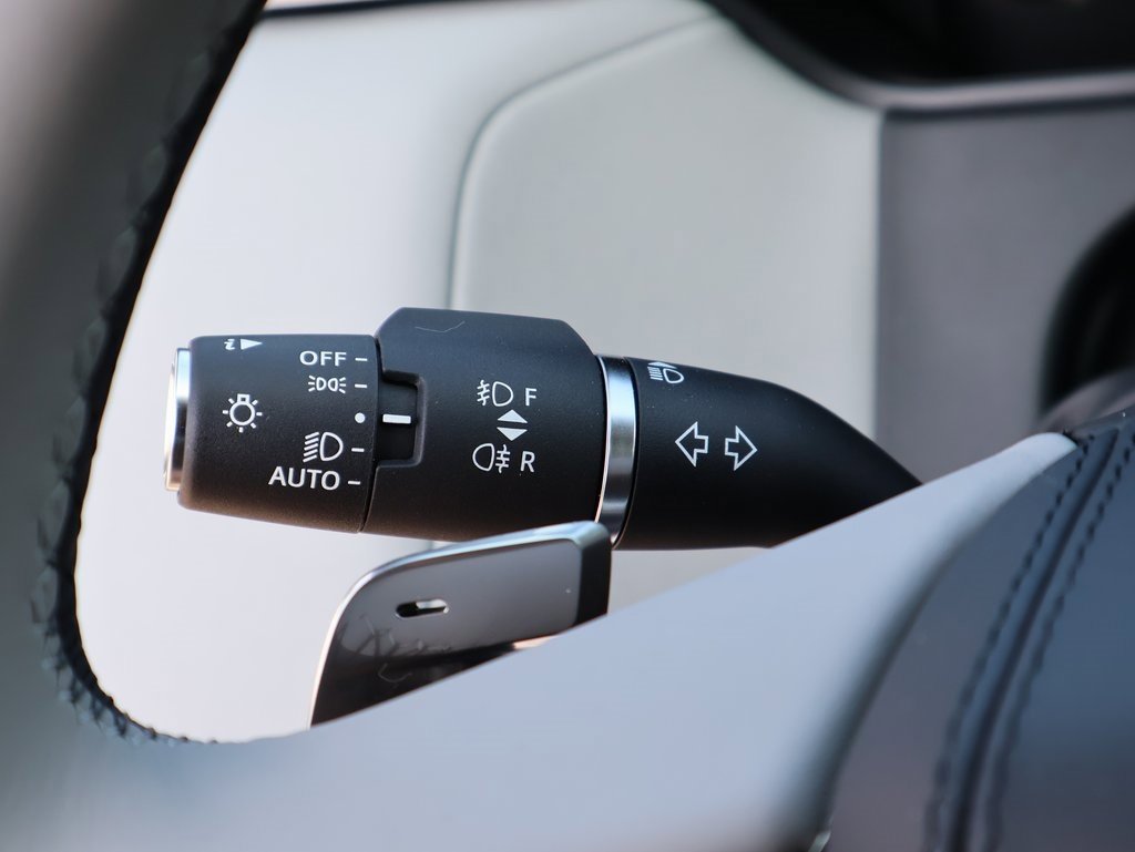 New 2026 Land Rover Range Rover Velar Dynamic SE image 34