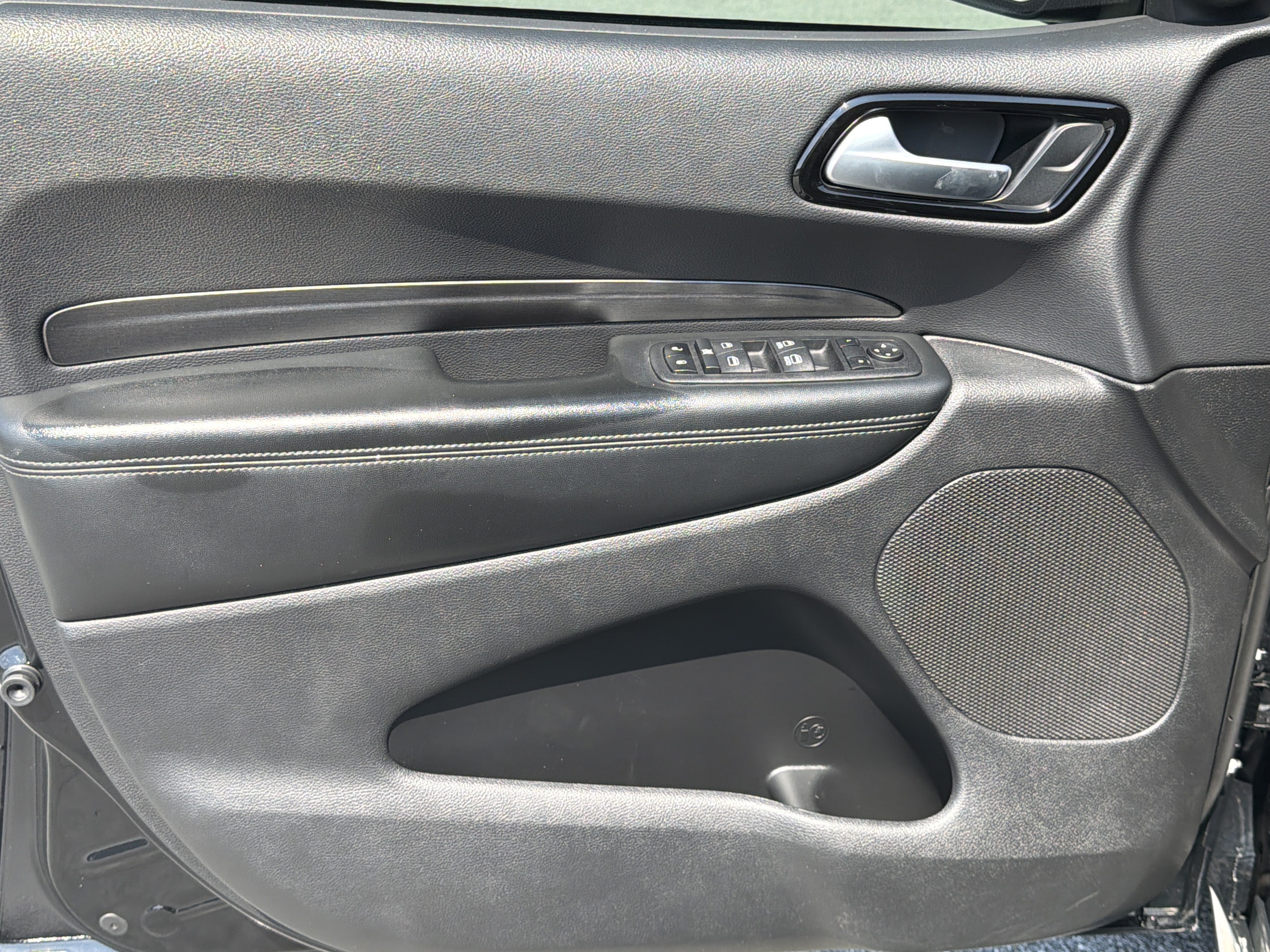 Used 2023 Dodge Durango SXT Launch Edition RWD image 12