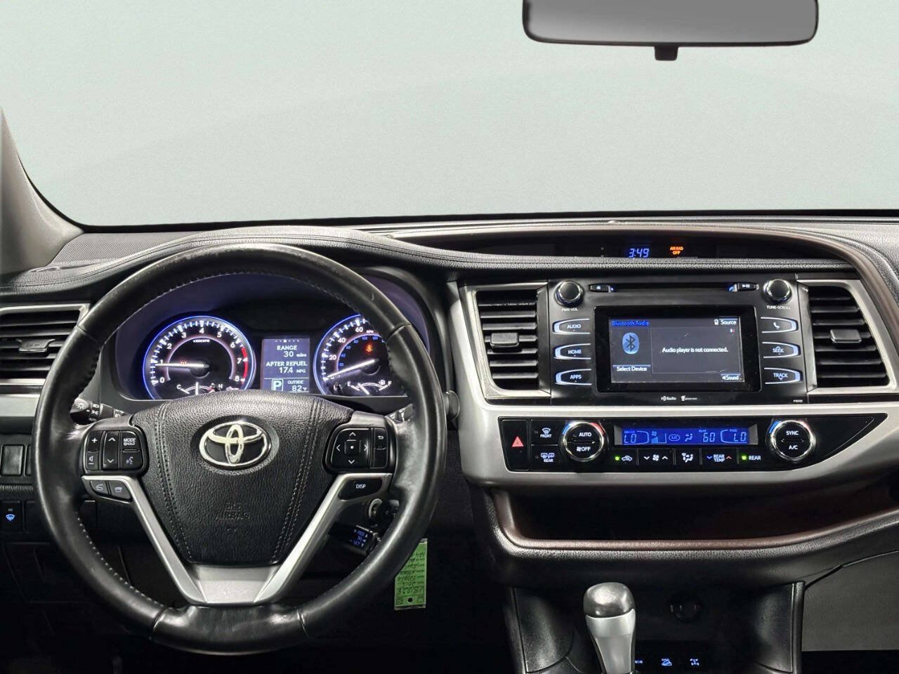 Used 2015 Toyota Highlander Plus AWD/4WD image 28