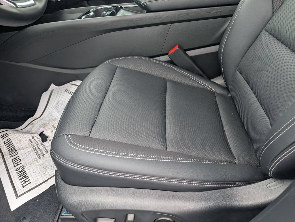 New 2026 Chevrolet Blazer EV LT AWD/4WD image 23