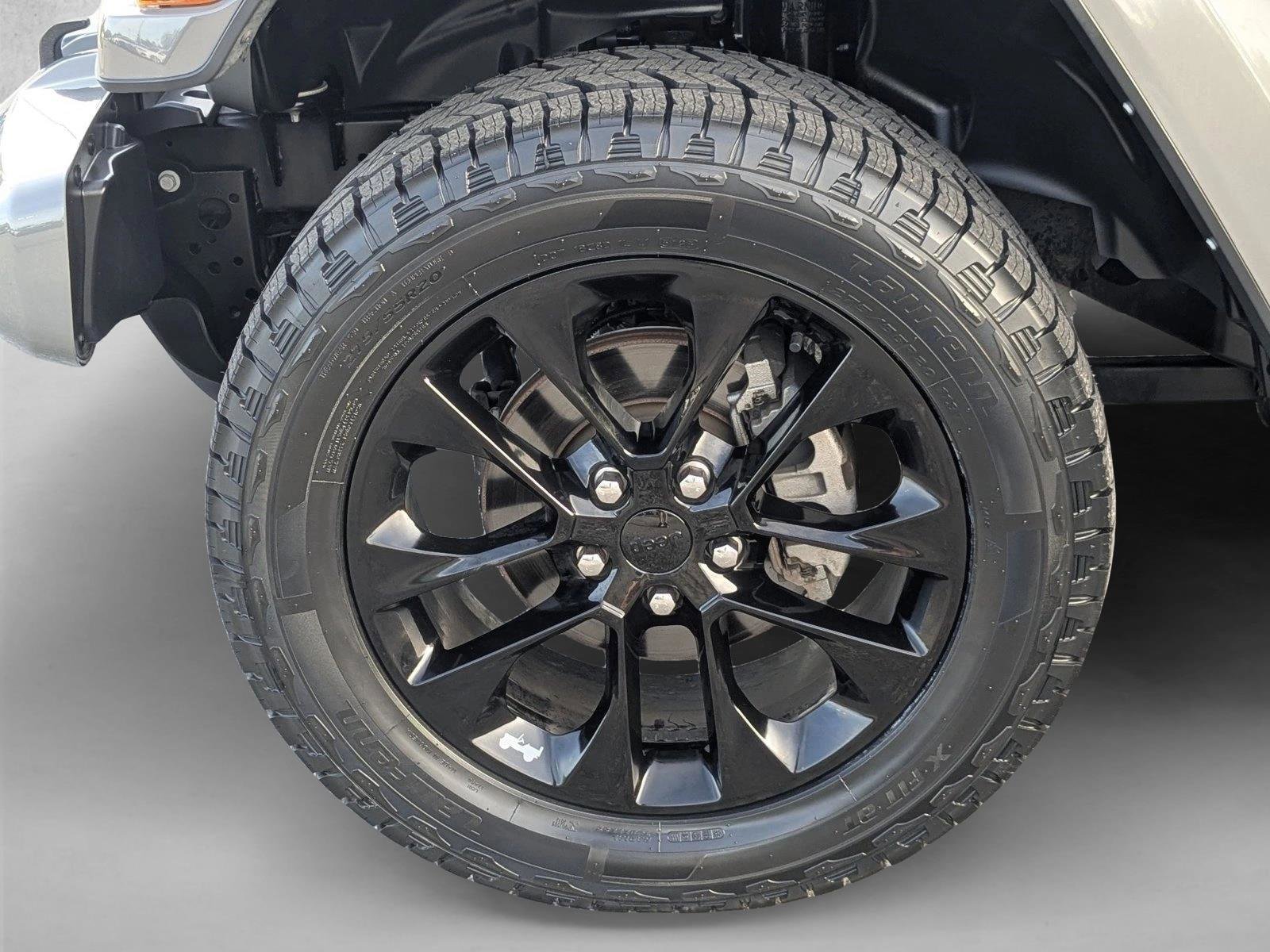 Used 2022 Jeep Gladiator Overland AWD/4WD image 22