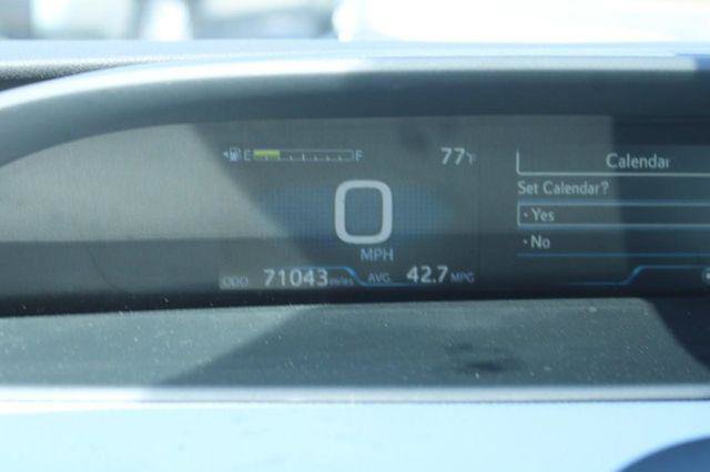 Certified 2022 Toyota Prius Limited FWD image 18