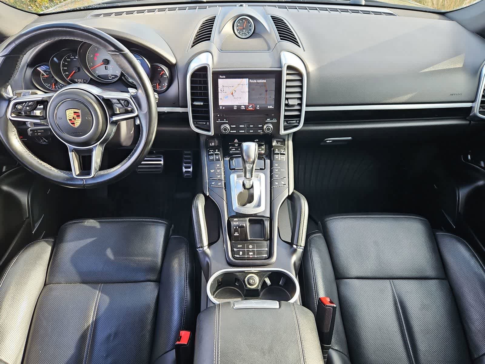 Used 2018 Porsche Cayenne S image 15