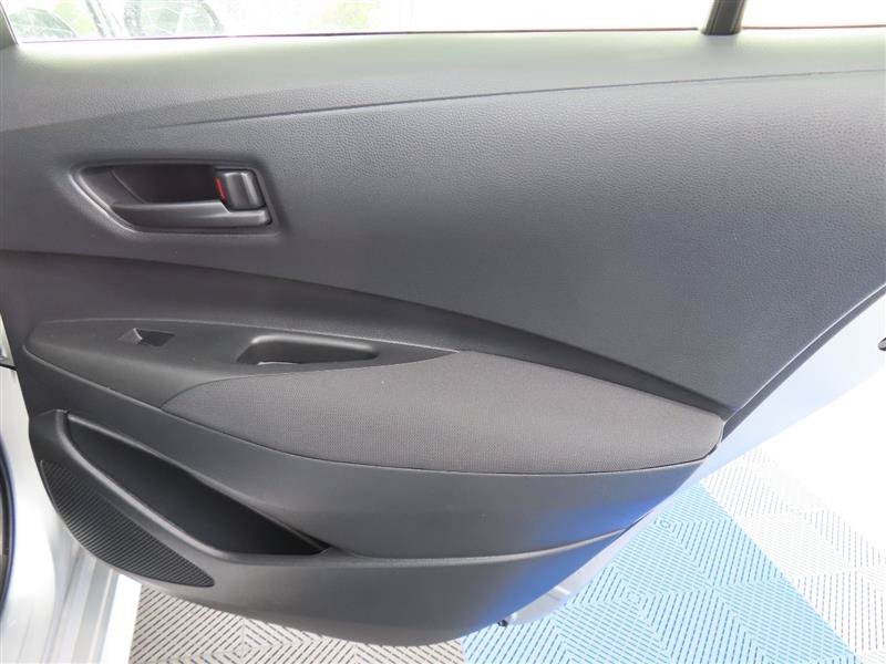 Used 2025 Toyota Corolla LE FWD image 29