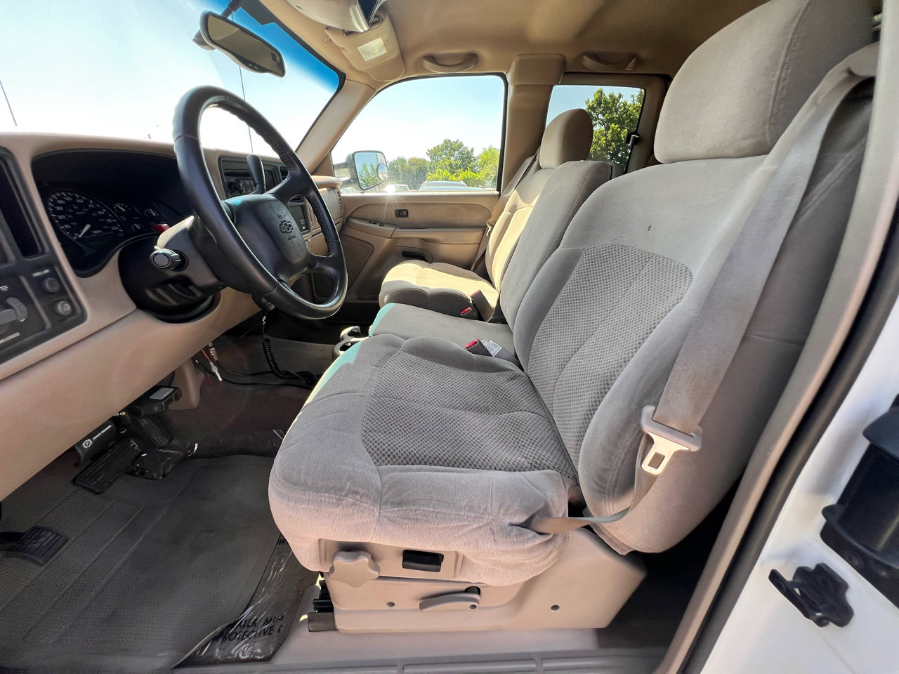 Used 2002 Chevrolet Silverado 2500 LS w/ Electrical Convenience Pkg image 42