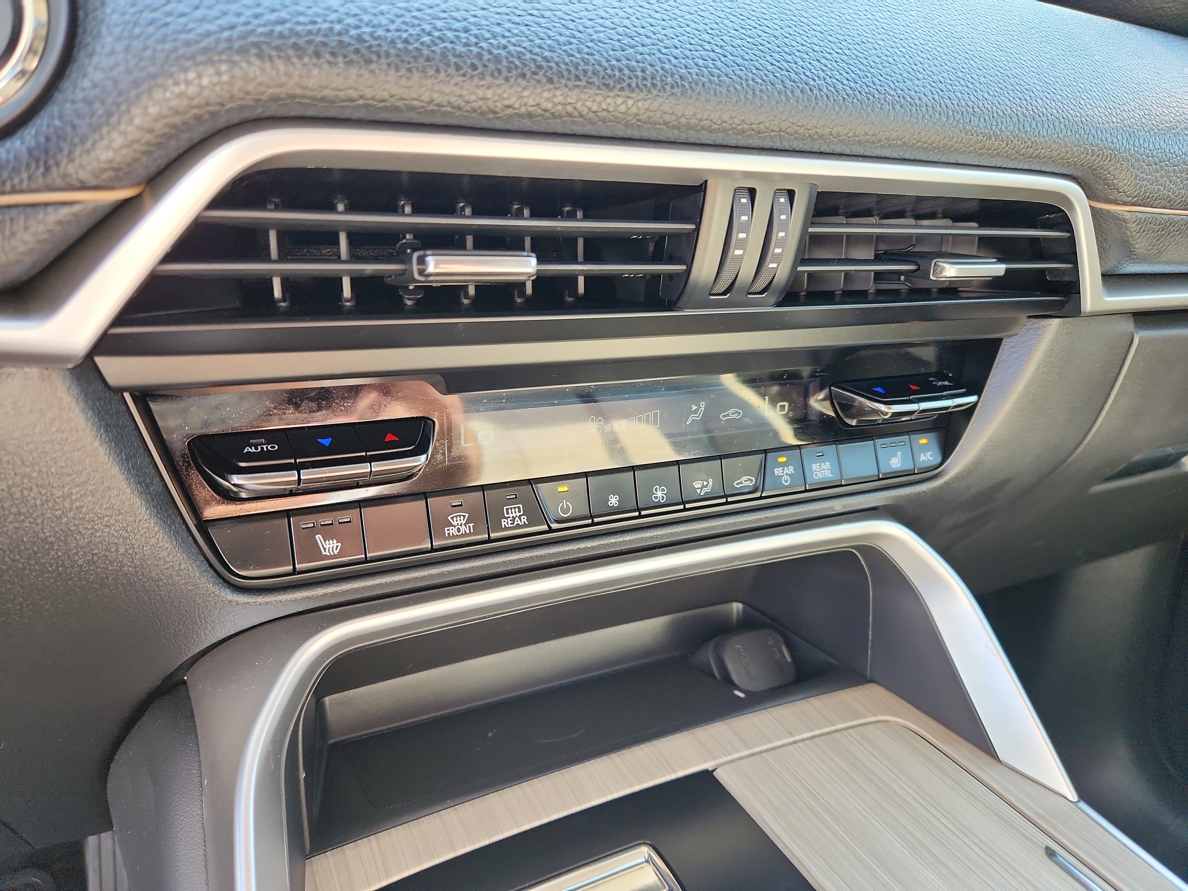 Used 2025 MAZDA CX-90 3.3 Turbo w/ Preferred Package image 31