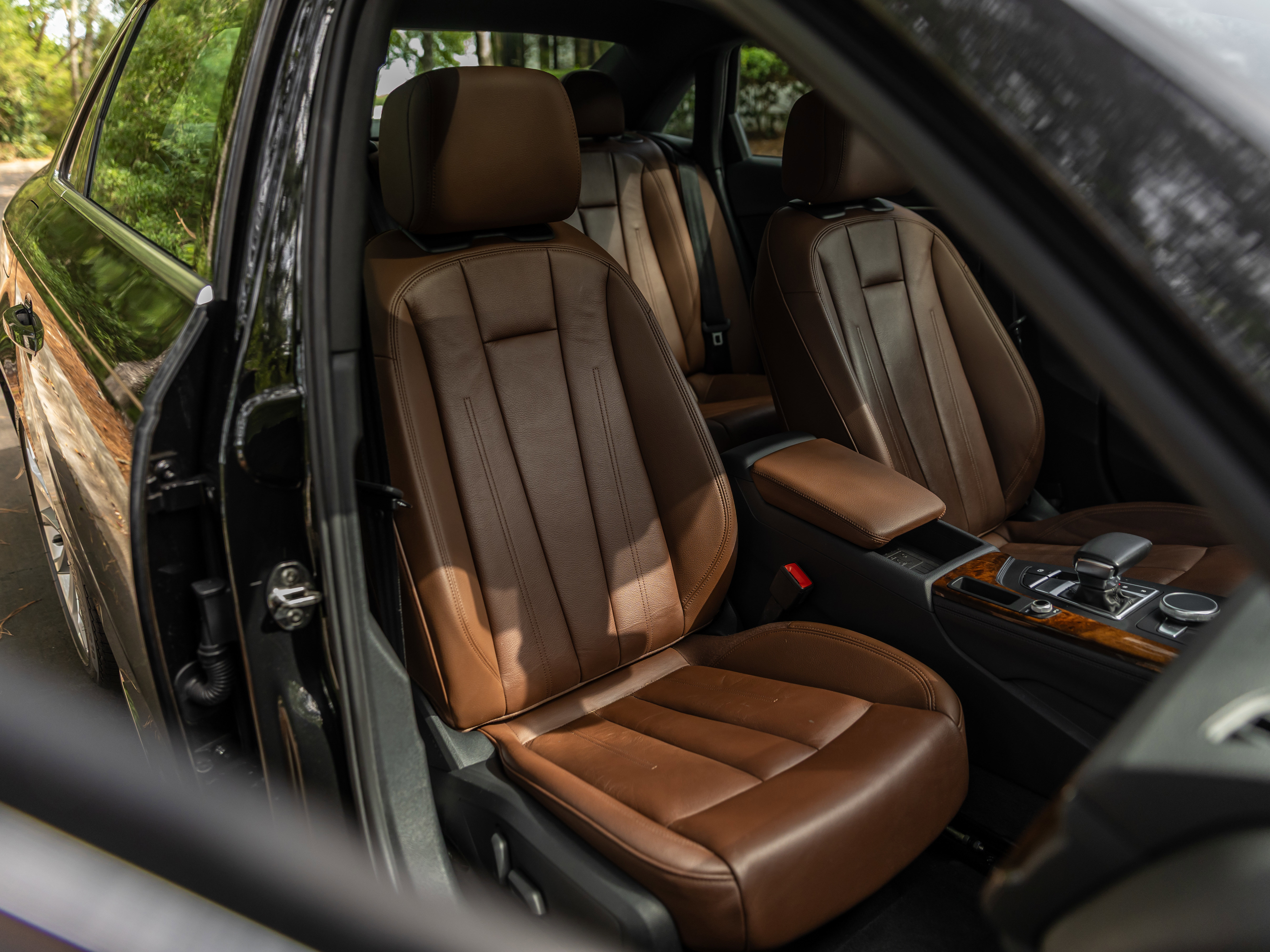 Used 2019 Audi A4 2.0T Premium Plus w/ Premium Plus Package image 14