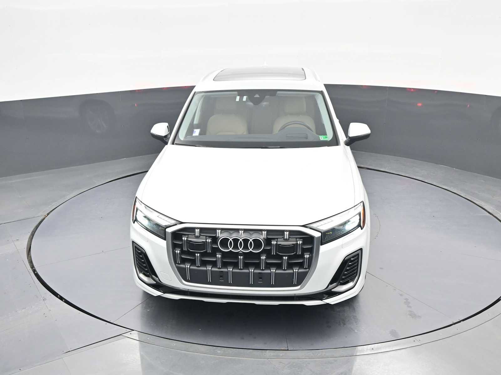 Used 2025 Audi Q7 3.0T Prestige w/ Prestige Package image 27