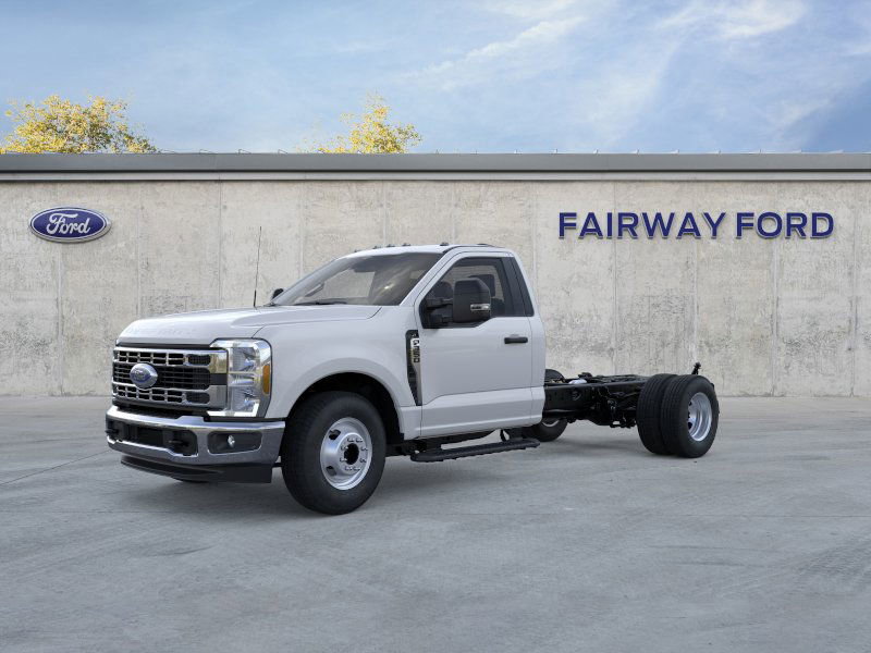 New 2026 Ford F350 XL image 1
