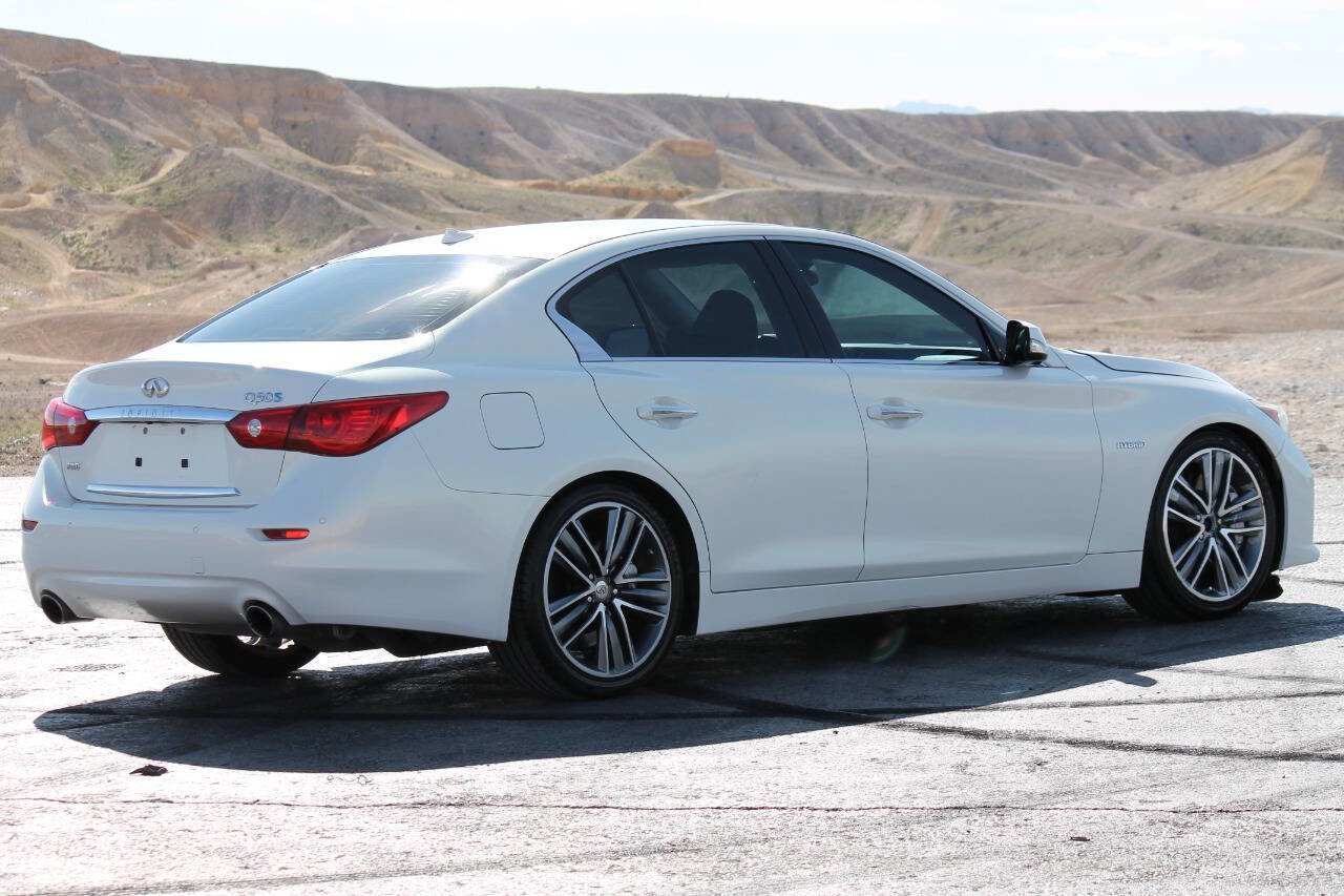 Used 2014 INFINITI Q50 Hybrid AWD w/ Deluxe Technology Package image 8