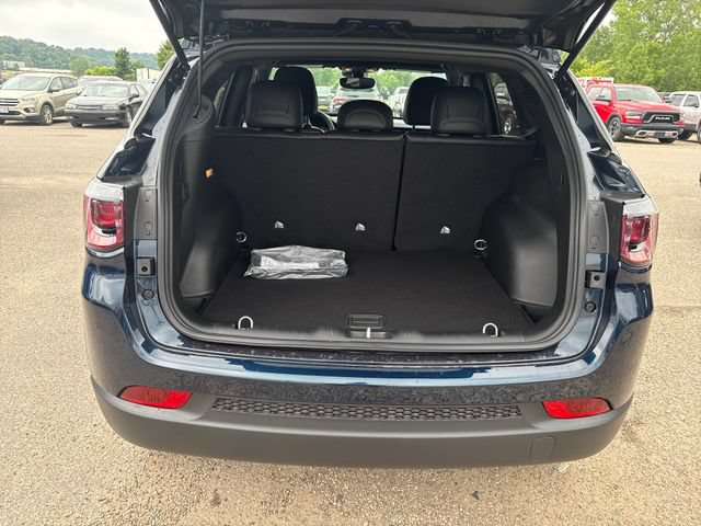 New 2026 Jeep Compass Latitude AWD/4WD image 23