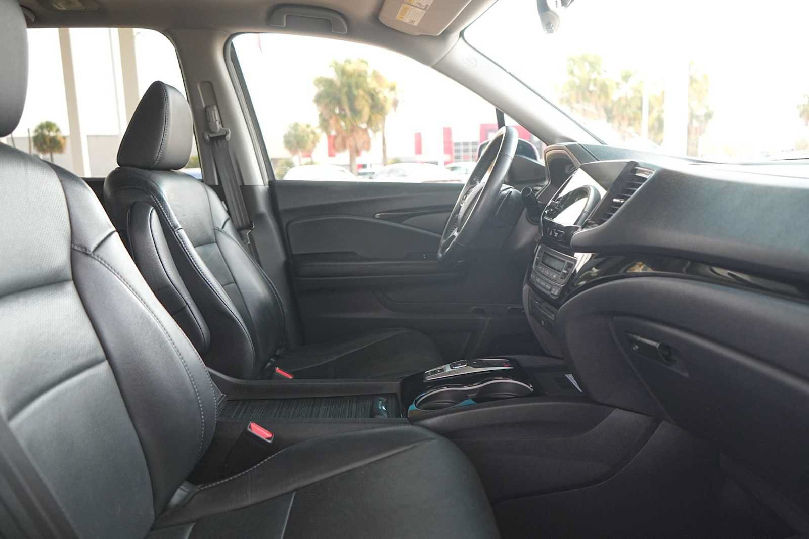 Used 2019 Honda Pilot Elite image 15