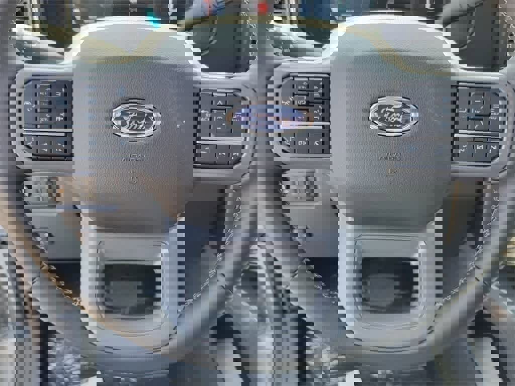 New 2025 Ford F350 Lariat w/ Lariat Ultimate Package image 18