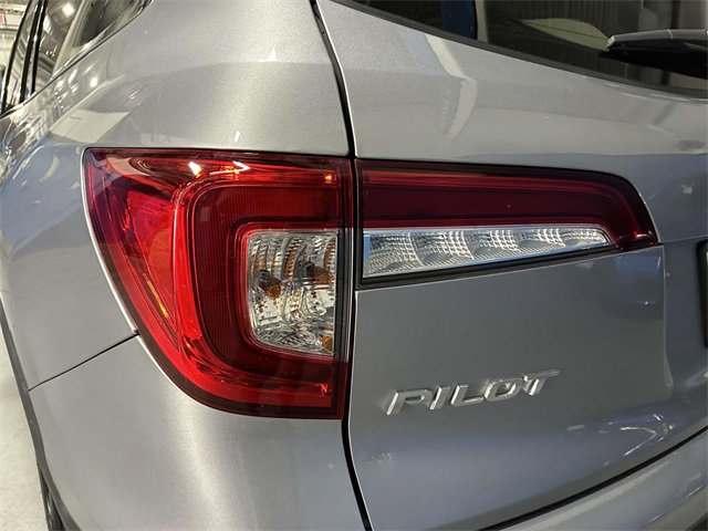 Certified 2022 Honda Pilot Touring image 12