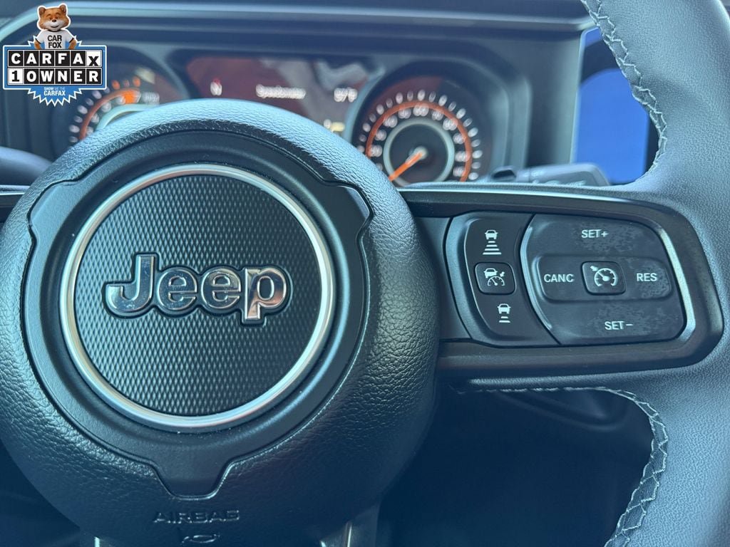 Used 2026 Jeep Wrangler Unlimited Rubicon AWD/4WD image 26
