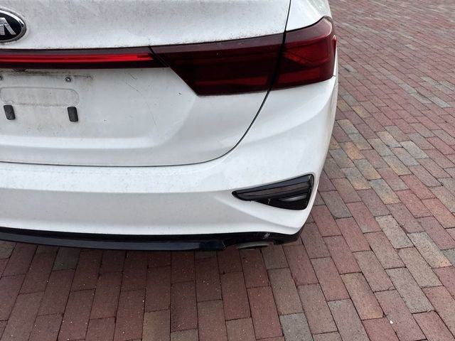 Used 2021 Kia Forte LXS FWD image 12