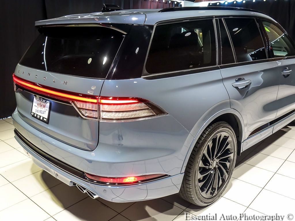 Used 2026 Lincoln Aviator Reserve AWD/4WD image 7