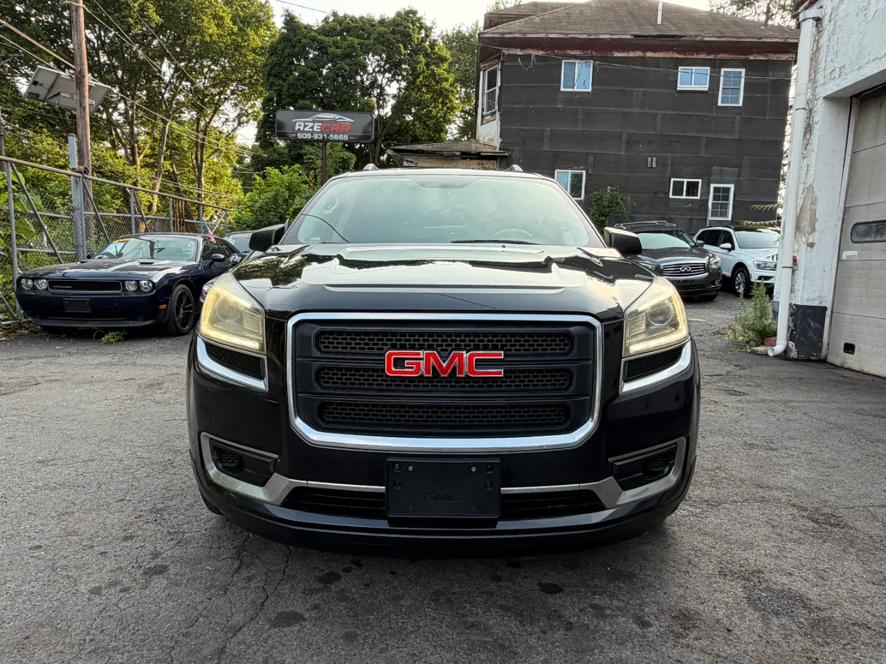 Used 2013 GMC Acadia SLE FWD image 13