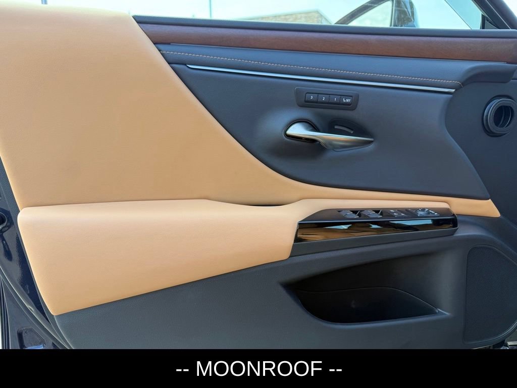 Used 2024 Lexus ES 350 w/ Premium Package FWD image 5