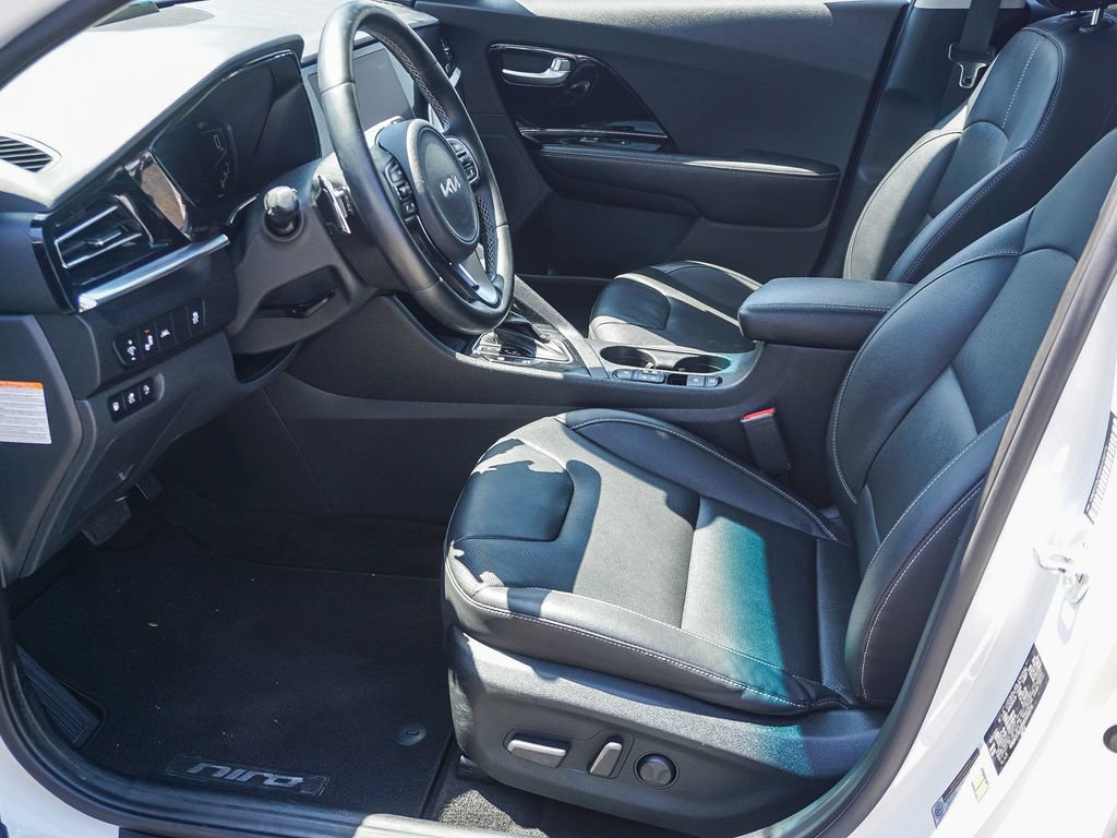 Certified 2022 Kia Niro EX Premium FWD image 18