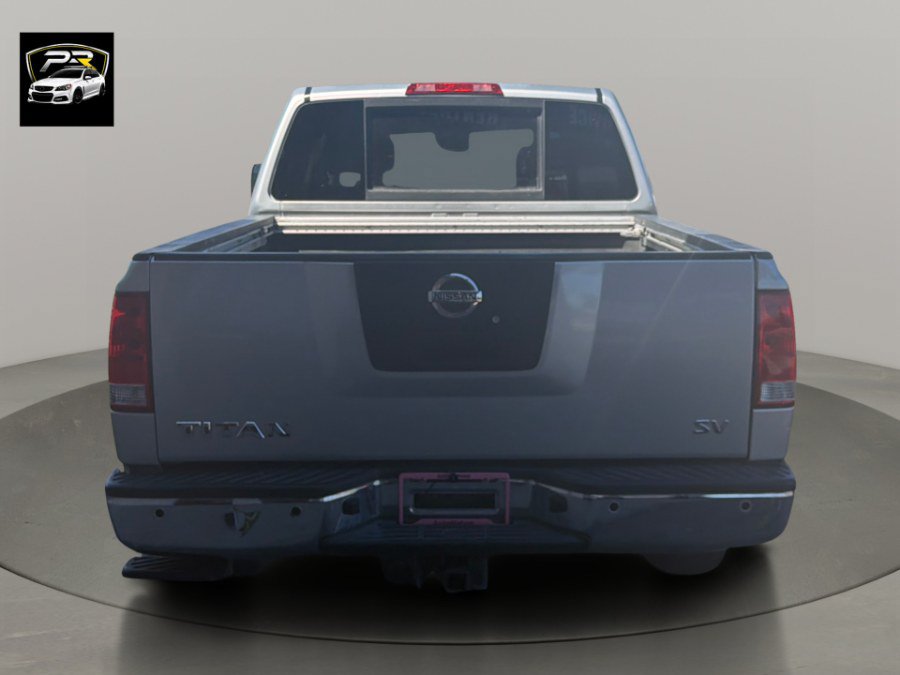 Used 2011 Nissan Titan SV w/ SV Premium Utility Pkg RWD image 4
