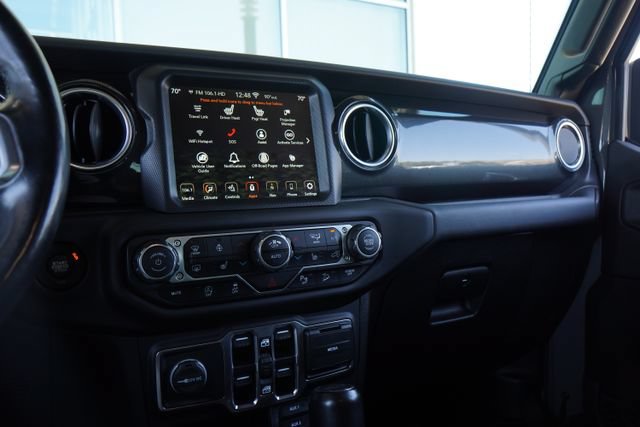 Used 2020 Jeep Wrangler Unlimited Sahara AWD/4WD image 18